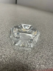 Hexagonal Clear Acrylic Display for Jewelry , Beveled sides, 1.5" Diameter Dent - Picture 1 of 5