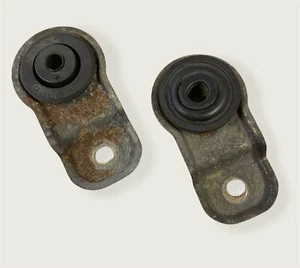 Soportes de radiador Nissan Skyline GTT R34 goma dañada REINO UNIDO JDM PIEZAS ORIGINALES - Imagen 1 de 5