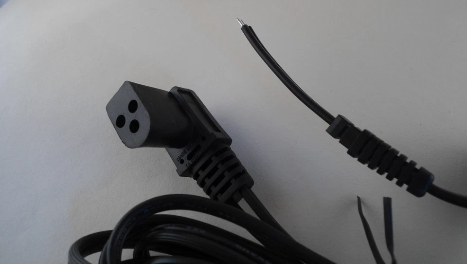 Sewing Machine Foot Control Power Cord fits Singer (NO FOOT CONTROL INCLUDED) - Image 1 of 1