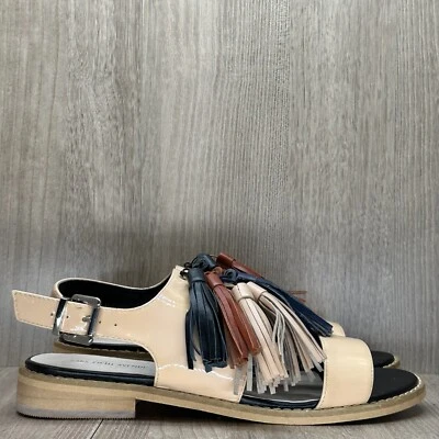Sandalias de charol Saks Fifth Avenue para mujer talla 8,5 beige María con borlas y eslinga trasera Foto 1 de 4