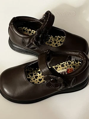 Rachel Shoe”Loretta “  Toddler's Girls Size 6 Flat Brown Shiny Flower Hook/loop - Image 1 of 4