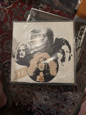 LED ZEPPELIN III 1970s US Pressing Vinyl LP Record Complete Working Wheel! VG+ - Imagem 1 de 4