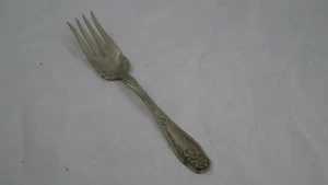 ANTIQUE VINTAGE ROGERS NICKEL SILVER 8 1/2" SERVING FORK FLOWER PATTERN - Picture 1 of 6