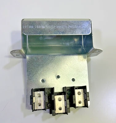 BLOCK TERMINAL  WB17X38438 & TERMINAL BLOCK MOUNT WB34X29565 (JB645DKBWW) - Image 1 of 4