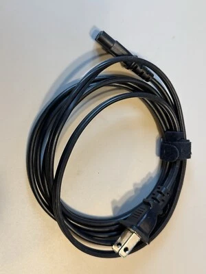 USA/CAN Fig8 IEC - 6ft, C7 - Image 1 of 4