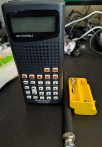 Radio Shack Pro 404 Handheld Scanner - Afbeelding 1 van 3