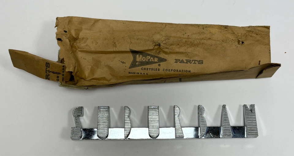 Nueva placa de identificación de stock antiguo para modelos suburbanos Plymouth 1957-58 Mopar #1686261 Foto 1 de 1
