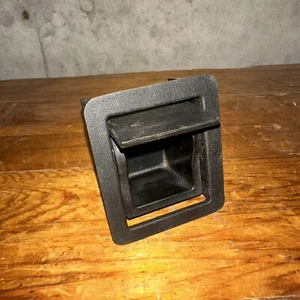 Bmw 318ti Rear Ash Tray - Picture 1 of 3