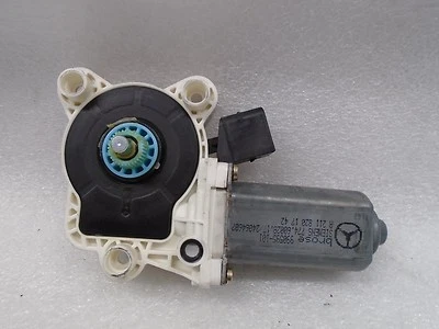 DK610113 2002-2006 MERCEDES C320 FRONT PASSENGERS WINDOW MOTOR REGULATOR OEM - Image 1 of 4