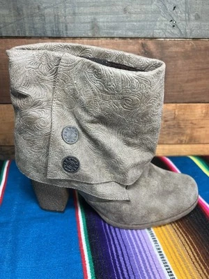 Muk Luks Chris Womens Brown Floral Design Cuff Ankle Booties Sz 8 - Image 1 of 4