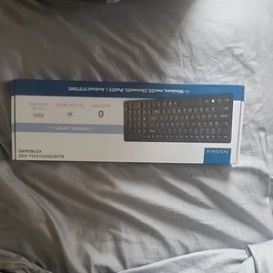 Insignia Full-size Bluetooth Scissor Switch Keyboard - Black NS-PK3KCB2 - Picture 1 of 2