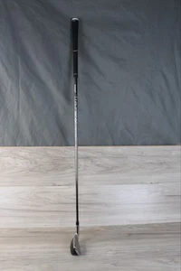 Wilson Launch Pad 6 Iron Reg. Flex Graphite Right Handed 37.5" Used Good - Picture 1 of 4