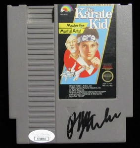 Ralph Macchio KARATE KID Signed/Autographed Nintendo NES Cartridge JSA 196822 - Picture 1 of 3