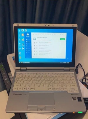 Panasonic CFRZ4-2 10in   laptop - Image 1 of 4