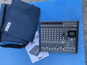KORG D888 Digital Recording Studio Multi Track Recorder MTR Used with Case - Picture 1 of 3