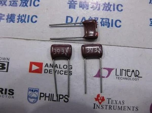 10x RE35-393 39KΩ Resistencia no inductiva Susumu 39K 39000Ω 5 mm - Imagen 1 de 1