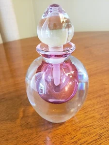 Artist Signed Gary Genetti Glass Perfume Bottle 5 inch Clear Pink Excellent - Picture 1 of 3