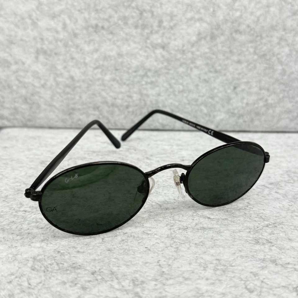 Giorgio Armani GA Oval Sunglasses Vintage Black Frame Green Lens Italy Unisex - Image 1 of 4