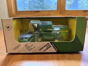 HTF ERTL JOHN DEERE HYDRO/4 Combine Diecast 1/50 Scale #1994 - Picture 1 of 4
