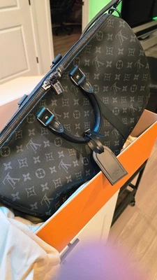 NEW Louis Vuitton Keepall 45 Bandouliere Monogram Canvas LV Carry On Duffle - Image 1 of 4