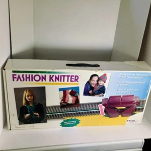 Bond America Fashion Knitter *** Knitting Machine *** - Picture 1 of 10