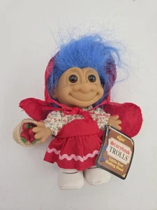 Russ Caperucita Roja Libro de Cuentos Muñeca Troll Pelo Azul Manzana Cesta De Colección - Imagen 1 de 3