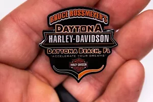 HARLEY DAVIDSON 2005 BRUCE ROSSMEYER'S DAYTONA BEACH FLORIDA PIN - Picture 1 of 2