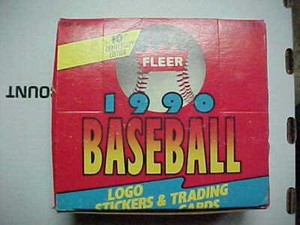 1990 Fleer Baseball Cello Box - 24 Sealed Packs Of 33 Cards