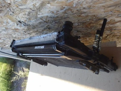 BMW 325CI 2001 condensador de aire acondicionado y sistema de refrigeración del radiador del motor OEM Foto 1 de 4