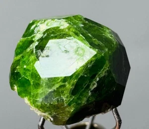 Cristallo granato demantoide verde ultra raro 6,45 carati da @Afg - Foto 1 di 10