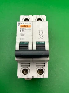 Merlin Gerin C60N 24083 B63 63A doble polo MCB - Imagen 1 de 4