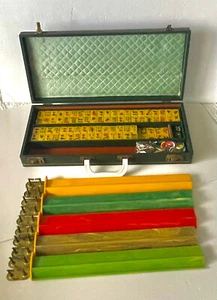 Vintage MAHJONG SET w/152 Carved Catalin Tiles,5 Catalin Racks, Dice+CASE 1945 - Picture 1 of 7