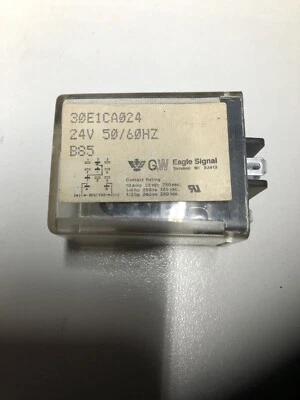 NEW DANAHER CONTROLS EAGLE SIGNAL RELAY 5 PIN 24V 50/60HZ 30E1CA024 - Image 1 of 4