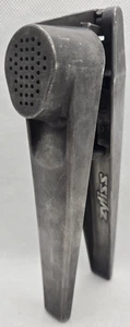 Vintage Zyliss Susi Aluminium Knoblauchpresse Made in Switzerland - gealterte Oberfläche - Bild 1 von 10