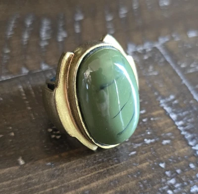 Anillo Grueso Vintage Latón Disfraz Piedra Verde Declaración Artístico Tono Dorado Talla 9 Foto 1 de 4