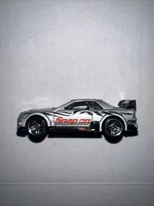 hot wheels snap on nissan skyline Loose Read Desc - Picture 1 of 11