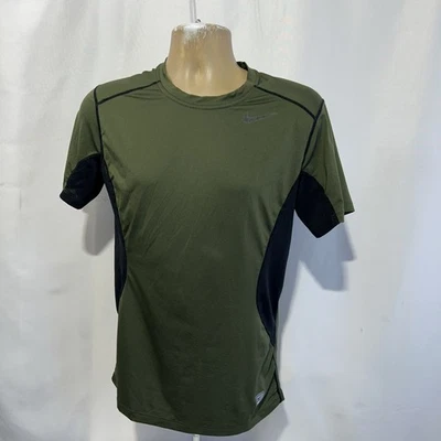 Camisa de Combate Nike Pro Para Hombres Pequeña Ajustada OD Verde Ejército Entrenamiento Ligero Foto 1 de 4