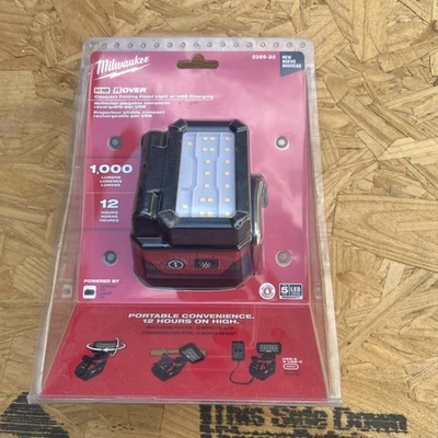 Milwaukee m18 folding Work Light - Image 1 of 2