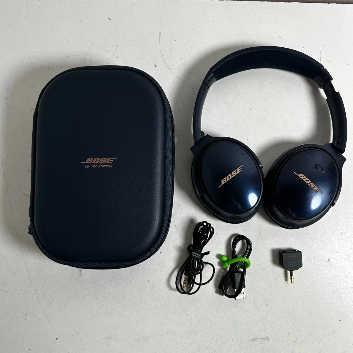 Bose QuietComfort 35 II 限定版 ネイビー Bose® QuietComfort® 35 wireless headphones II (Limited Edition