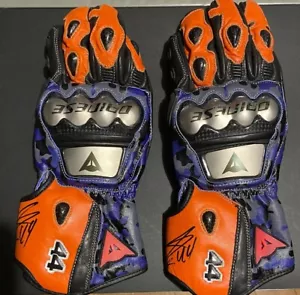 MOTO GP POL ESPARGARO SIGNED GLOVES - Bild 1 von 2