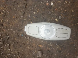Ford Mondeo Mk4 2010-2014 Innenbeleuchtung / Kartenlicht / Höflichkeitslicht - Bild 1 von 2