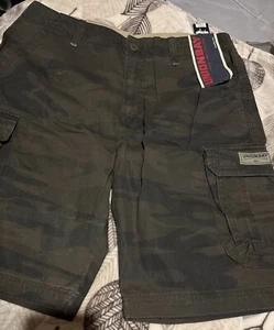 Union Bay Cargo Shorts 36 Tag Men’s NWT Black/Gray/green Shorts Vintage Fits 36 - Picture 1 of 8