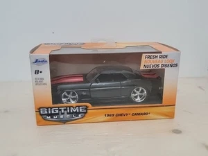Chevy Camaro 1969 1:32 diecast negro y rojo Jada Toys Big Time Muscle - Imagen 1 de 5