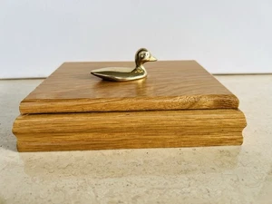 Caja de madera hecha a mano de colección pato de latón con bisagras arte popular de granja con cartas - Imagen 1 de 6