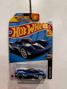 Hot Wheels 2024 Blue Group C Fantasy 1/10 Race Day 74/250 - Imagen 1 de 2