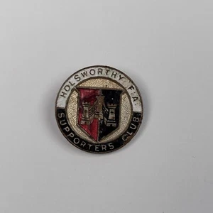VINTAGE ENAMEL BUTTONHOLE LAPEL BADGE HOLSWORTHY FA SUPPORTERS CLUB FOOTBALL - Picture 1 of 4