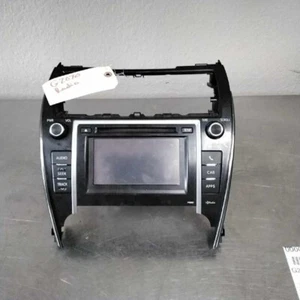 2012-2013 Toyota Camry Radio Display Screen And Receiver ID P10067 - Picture 1 of 5