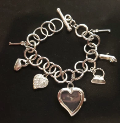 BONGO BG2258 PULSERA CON DIJE TONO PLATEADO, RELOJ ANALÓGICO DE CUARZO PARA DAMA, 8,5", POC Foto 1 de 4