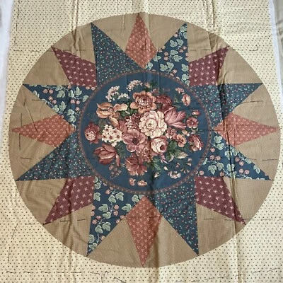 Vintage Fabric Panel Floral Star Burst Cotton Started Quilt 3 Layers 35 x 43 - Image 1 of 4