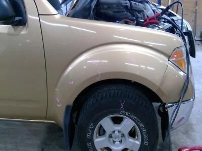 Used Front Right Fender fits: 2005 Nissan Frontier Front Right Grade A Foto 1 de 4